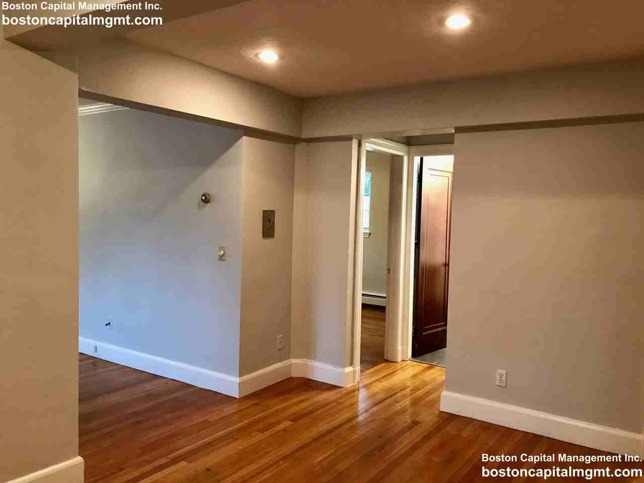 11 Mount Ida St #1 - Photo 5 of 12