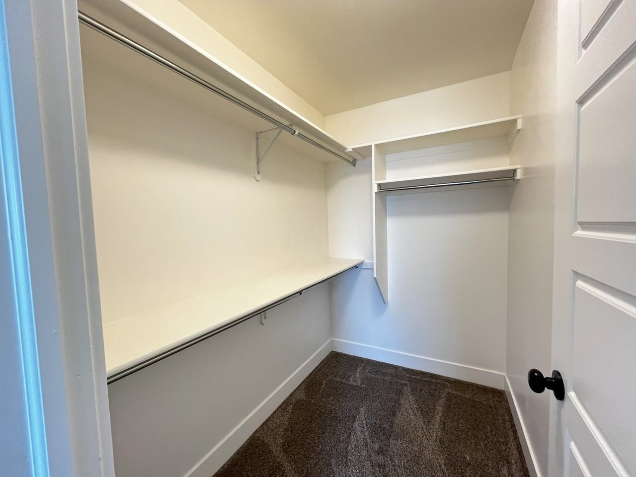 4048 Madina St - Photo 7 of 14