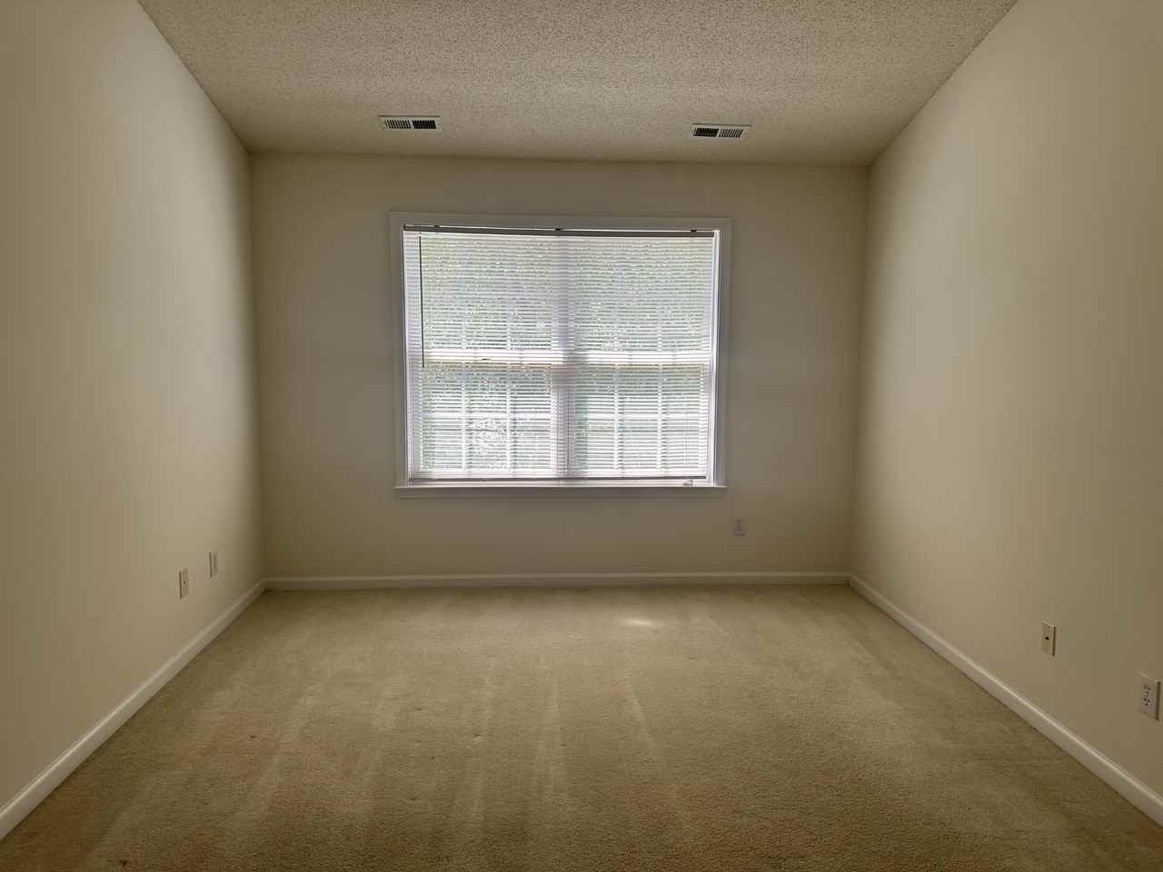 124 Fairford Drive - Photo 7 of 17