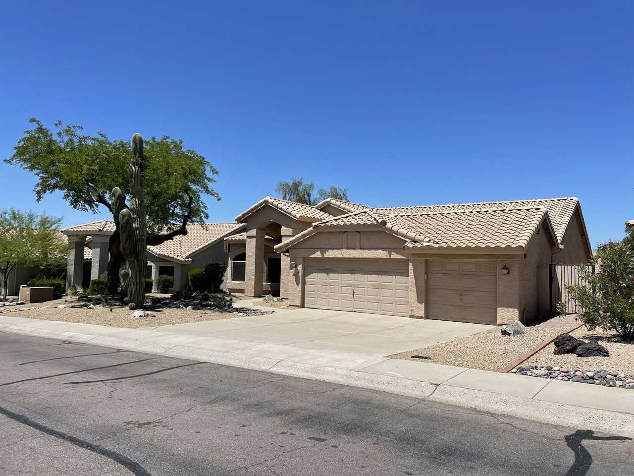 18976 N 92nd Way - Photo 4 of 44