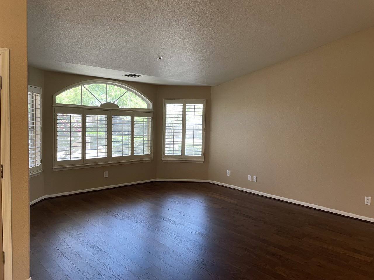 18976 N 92nd Way - Photo 6 of 44