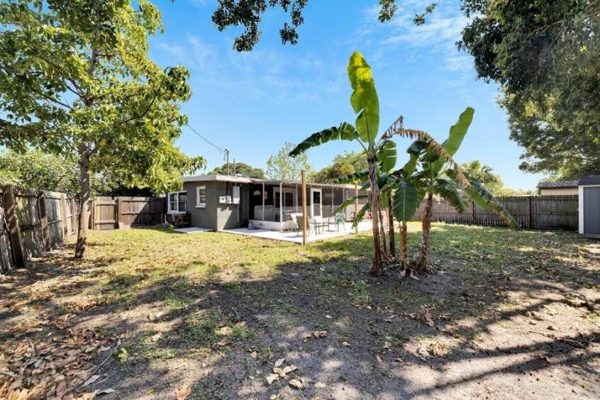 10398 112th Ave - Photo 2 of 29