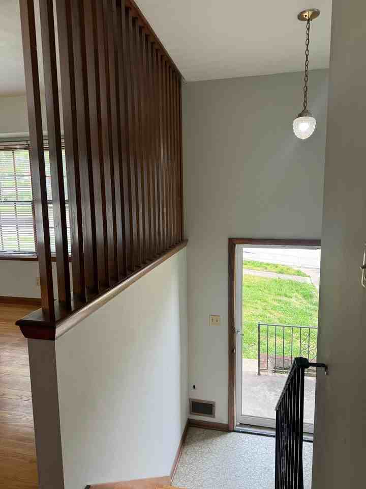 4304 S Mills St - Photo 3 of 22