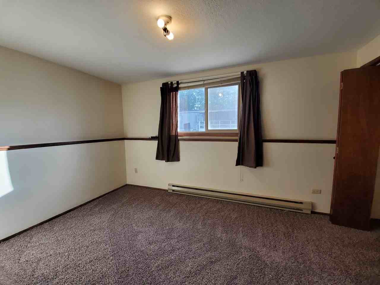 2310 Ernest Ave - Photo 3 of 10