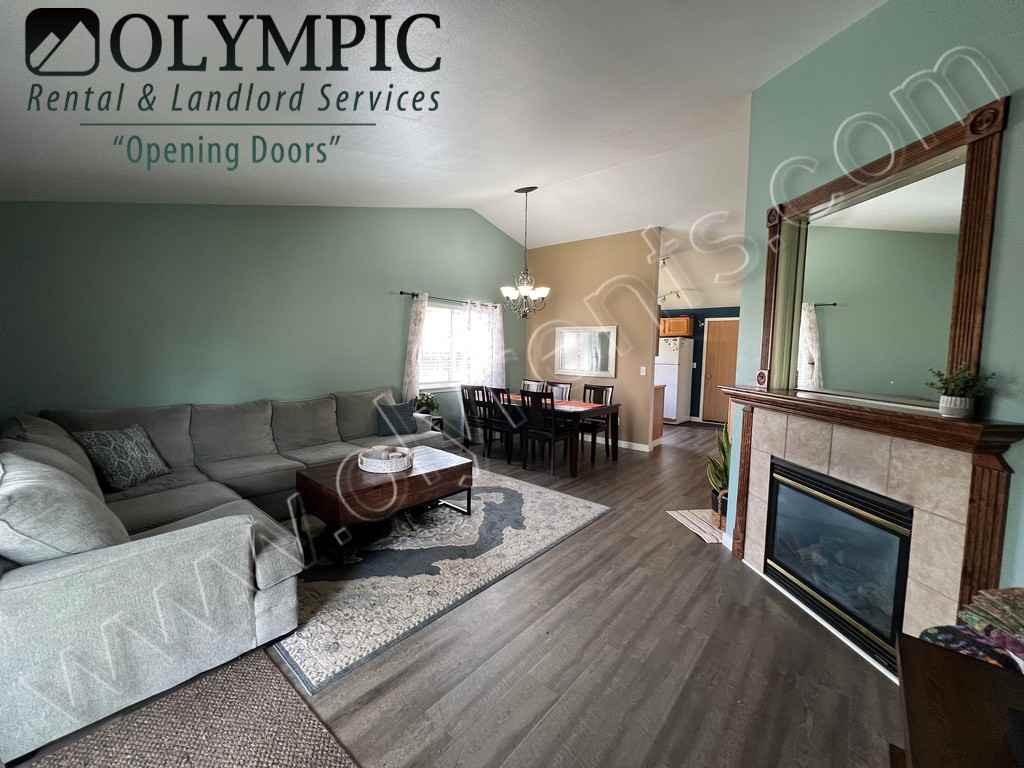 822 Avalon Ct Se - Photo 3 of 20