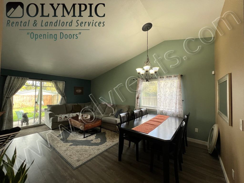 822 Avalon Ct Se - Photo 5 of 20