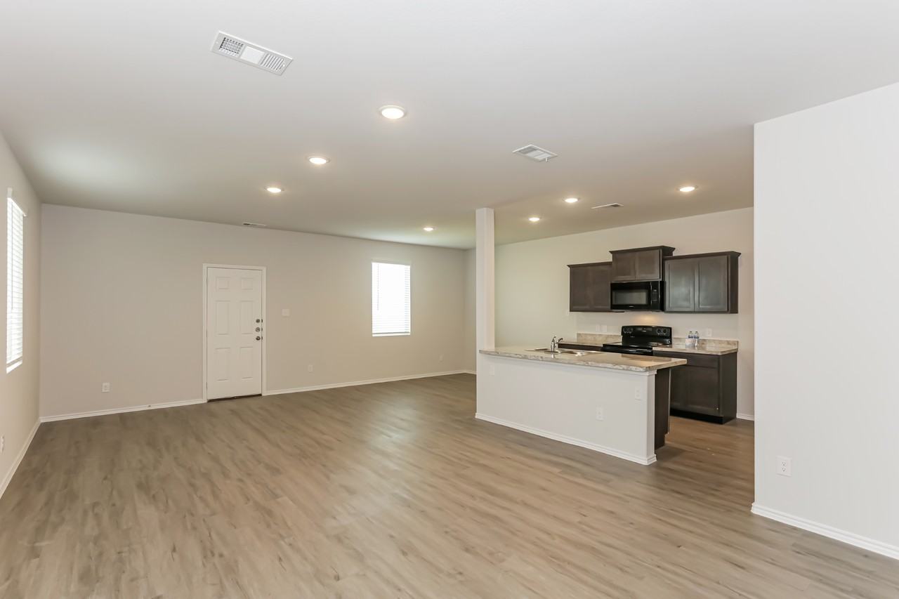 3808 Ruth Dr - Photo 2 of 14