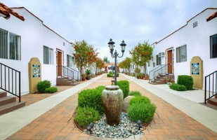 featured image of 5433 Abbott Pl #17