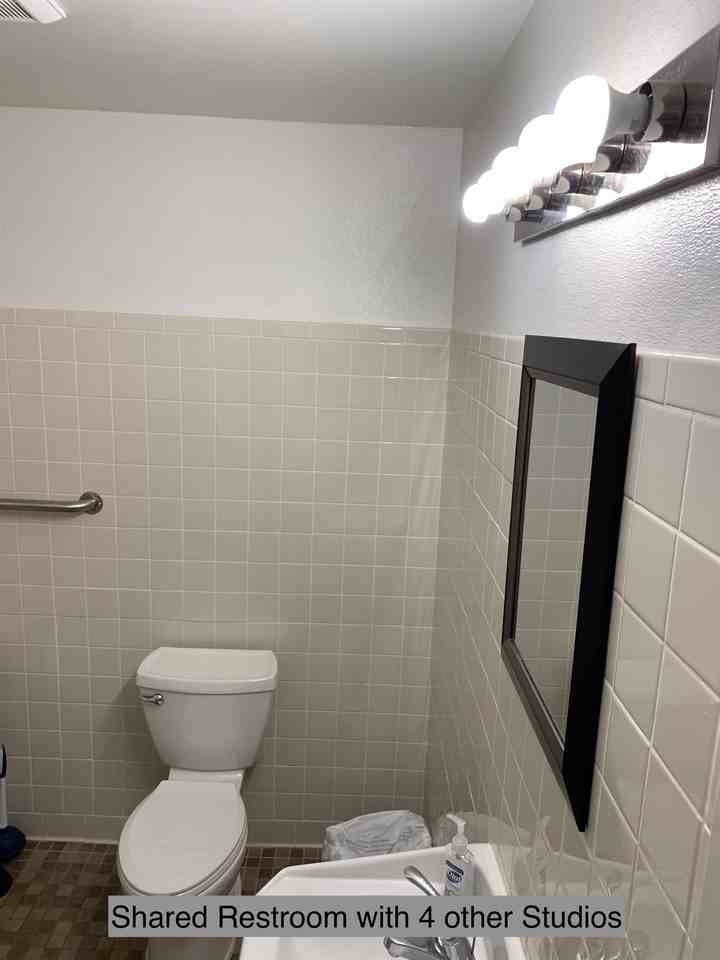 635 Howard Place - Photo 6 of 12