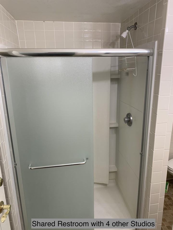635 Howard Place - Photo 7 of 12