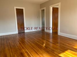 featured image of 962 Monroe Ave