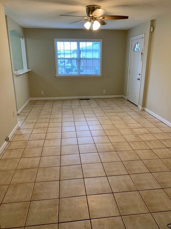 309 Kate St - Photo 2 of 10