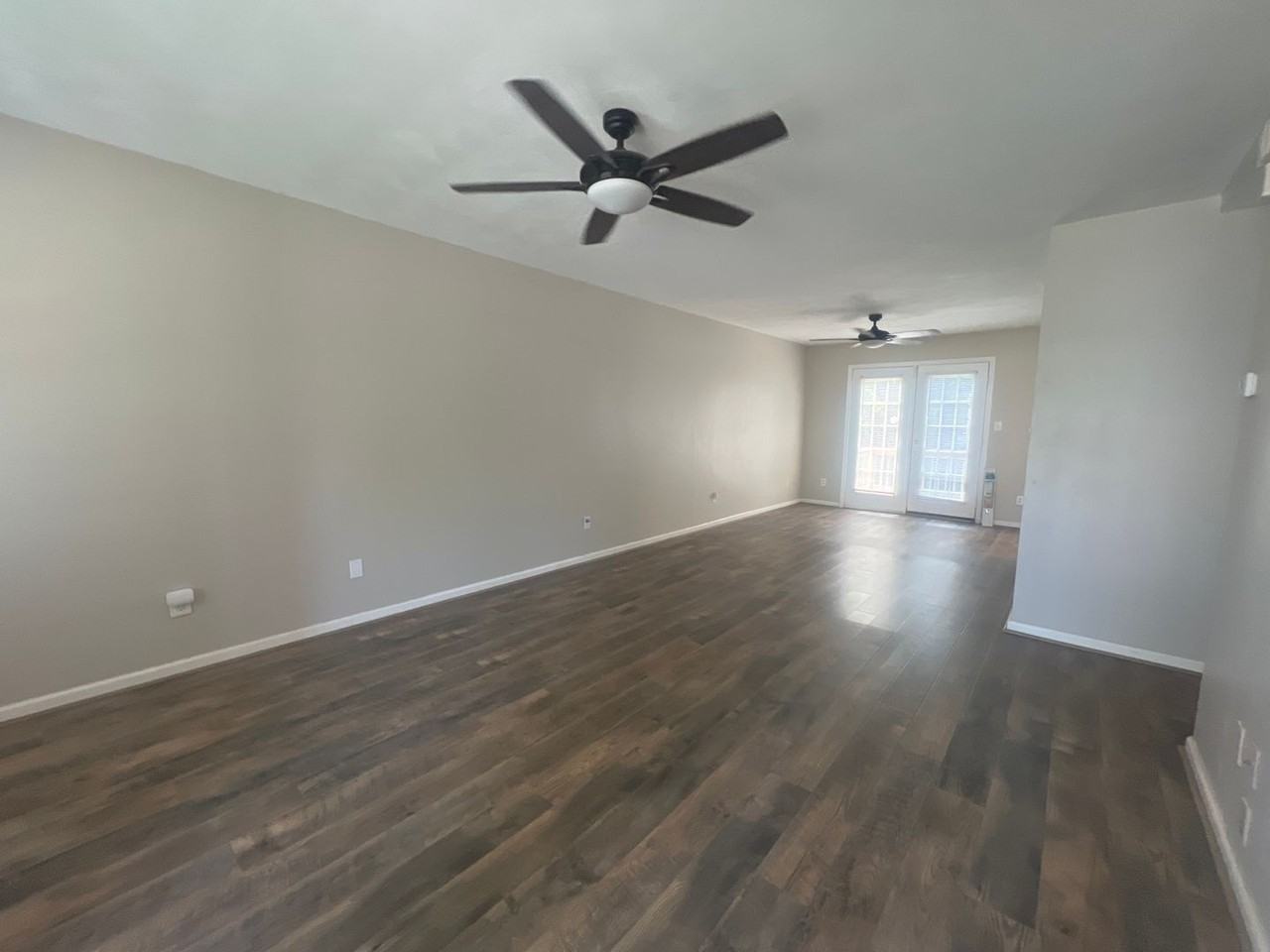 7519 Hughart St - Photo 3 of 20
