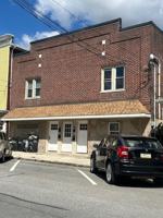 featured image of 233 E Ridge St