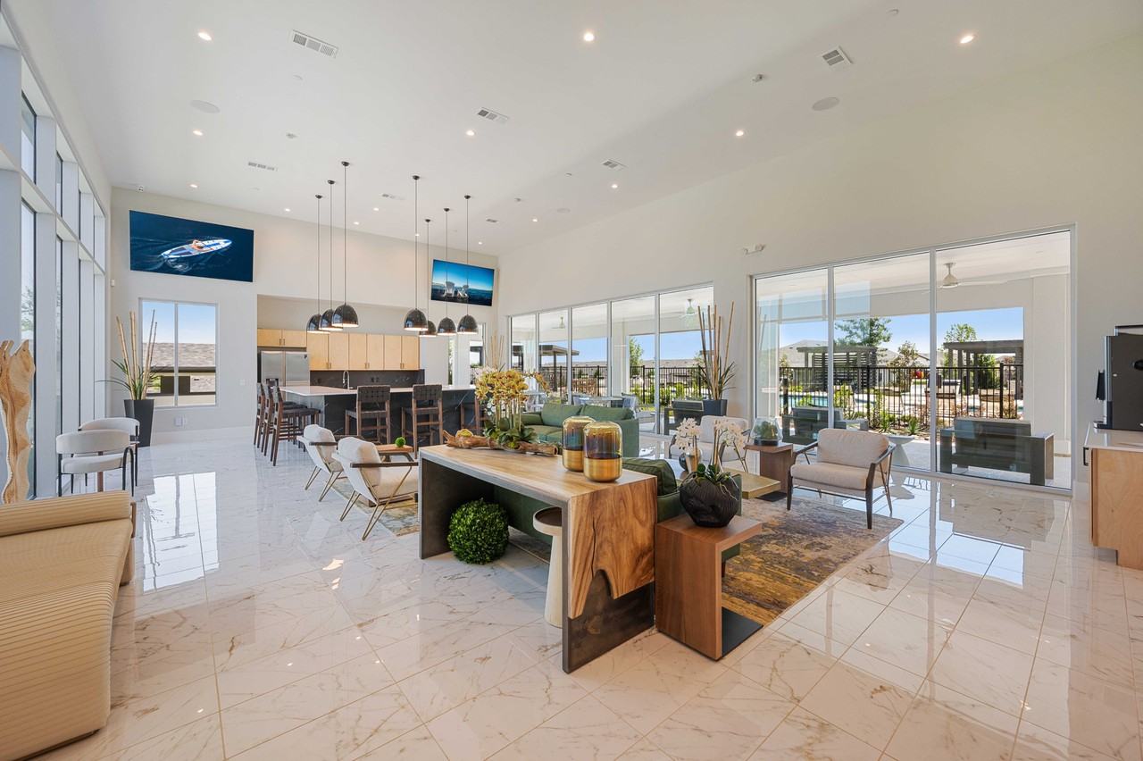 Mansions at Oak Point - Photo 2 of 50