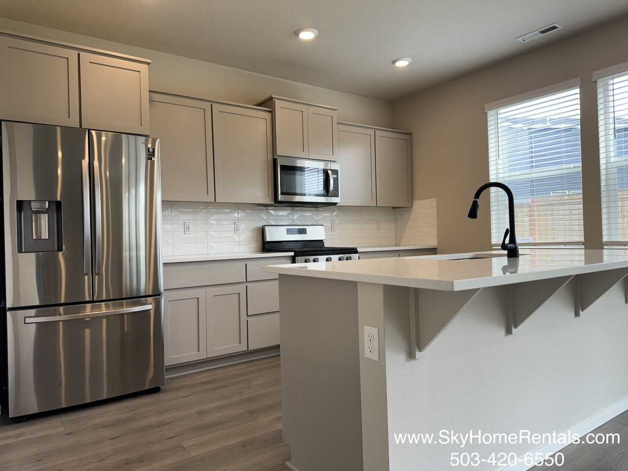 4832 Skylab Avenue Northeast - Photo 4 of 24