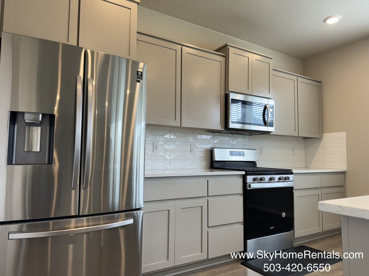 4832 Skylab Avenue Northeast - Photo 5 of 24