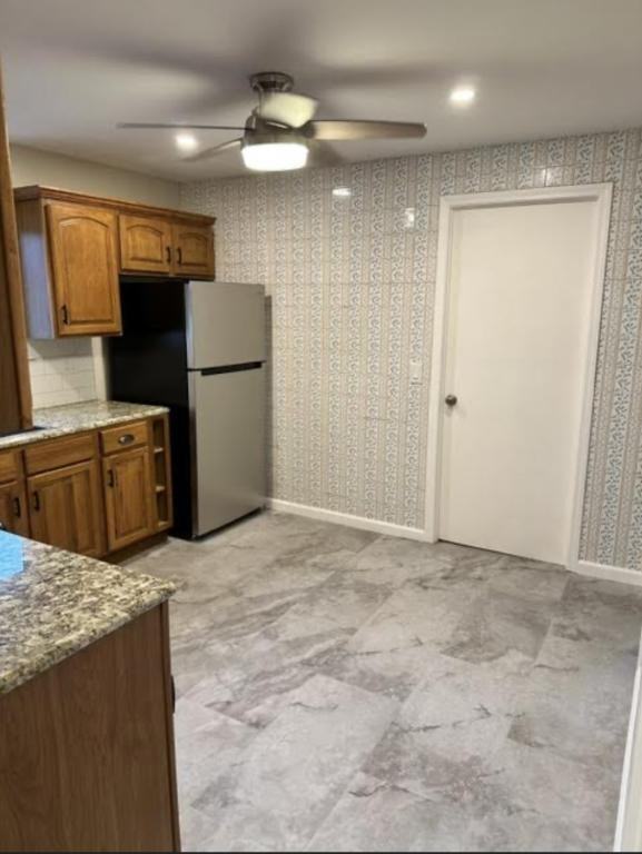69 Warren Ave - Photo 2 of 12