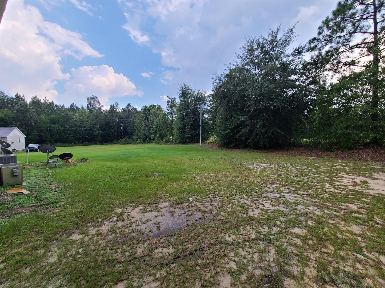 134 Calvin Ct - Photo 2 of 9