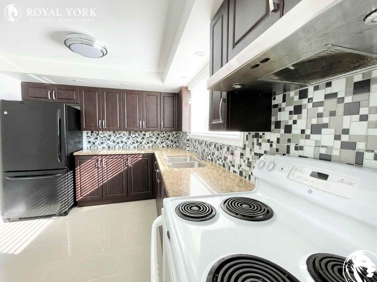 1-341 Miami Drive, Keswick, Ontario L4P 2Z6 - Photo 3 of 19