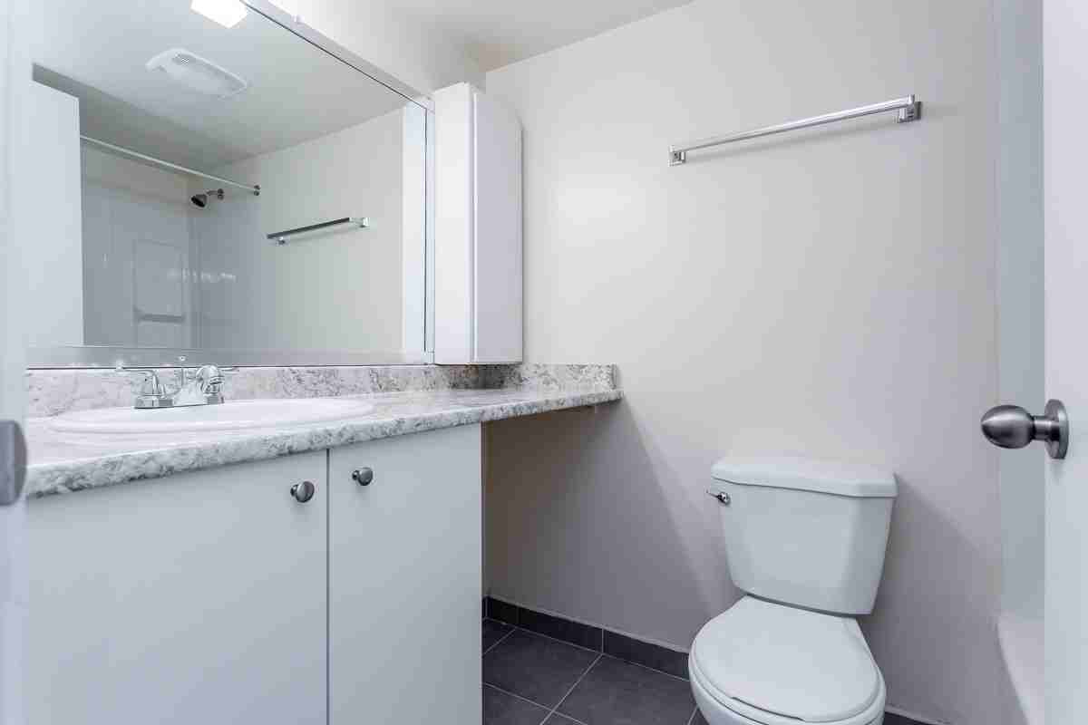 Ashley House Apartments - Photo 2 of 10