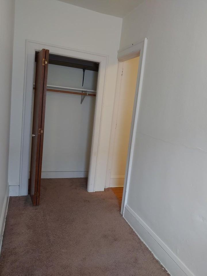 1619 Lagoon Ave - Photo 5 of 25