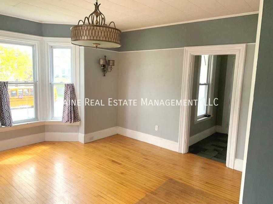 26 Washington St - Photo 3 of 28