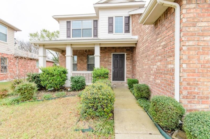 249 Niagara Falls Dr - Photo 3 of 35