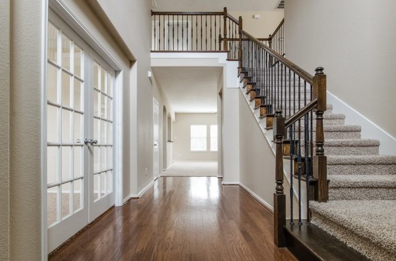 249 Niagara Falls Dr - Photo 4 of 35