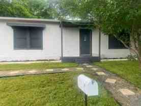 5201 Chico St - Photo 1 of 1