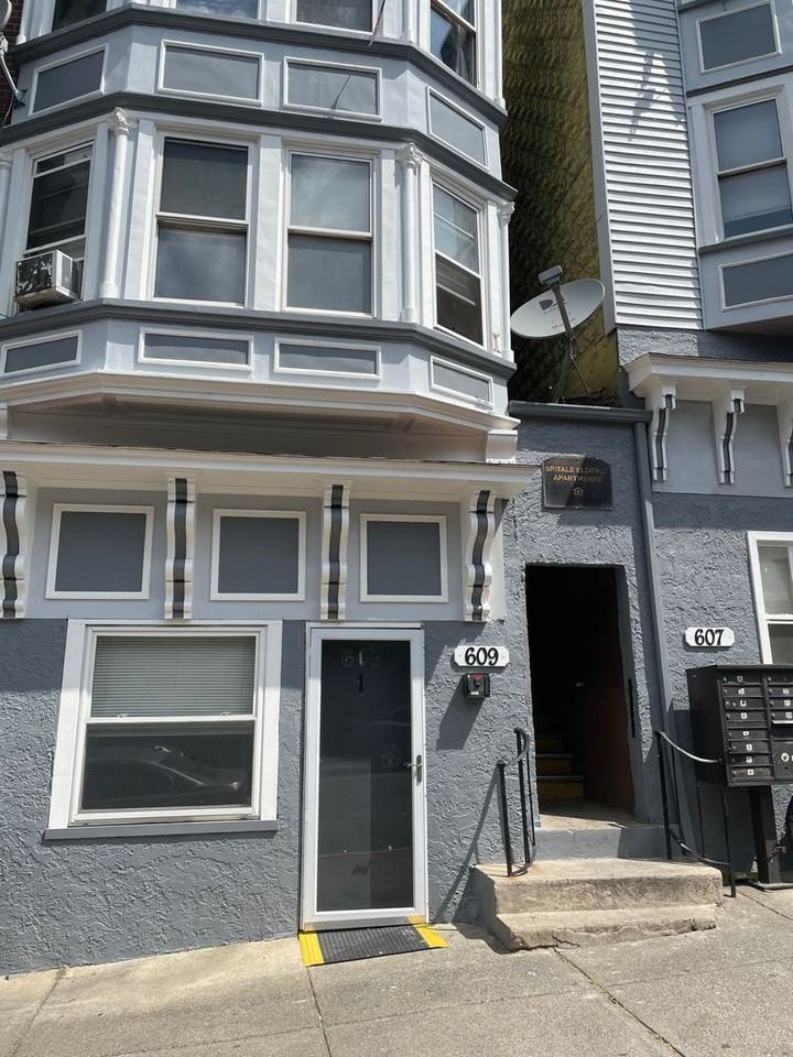 607-609 Northampton Street - Photo 2 of 8