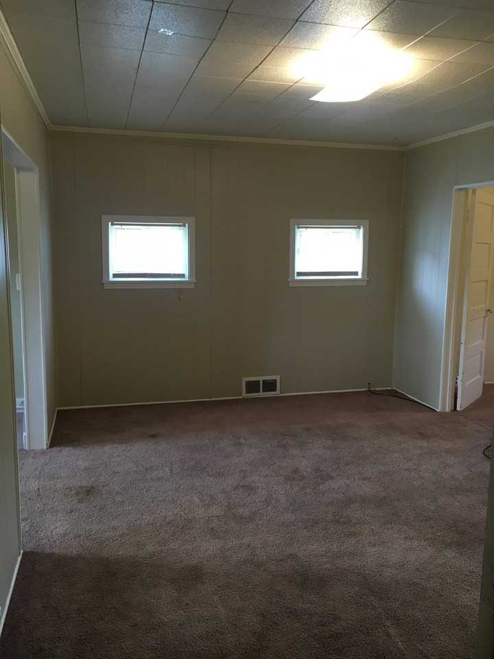 1404-06 East 8th - 4unit - Photo 2 of 12