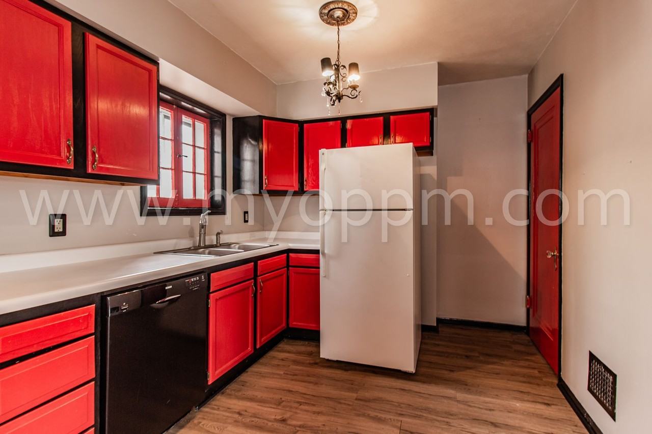 513 N 41st Ave - Photo 6 of 19