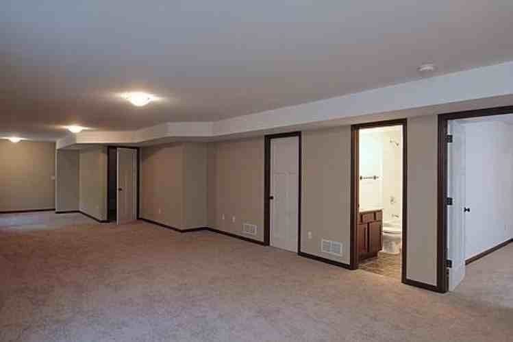 2054 Mackinaw Dr - Photo 6 of 13