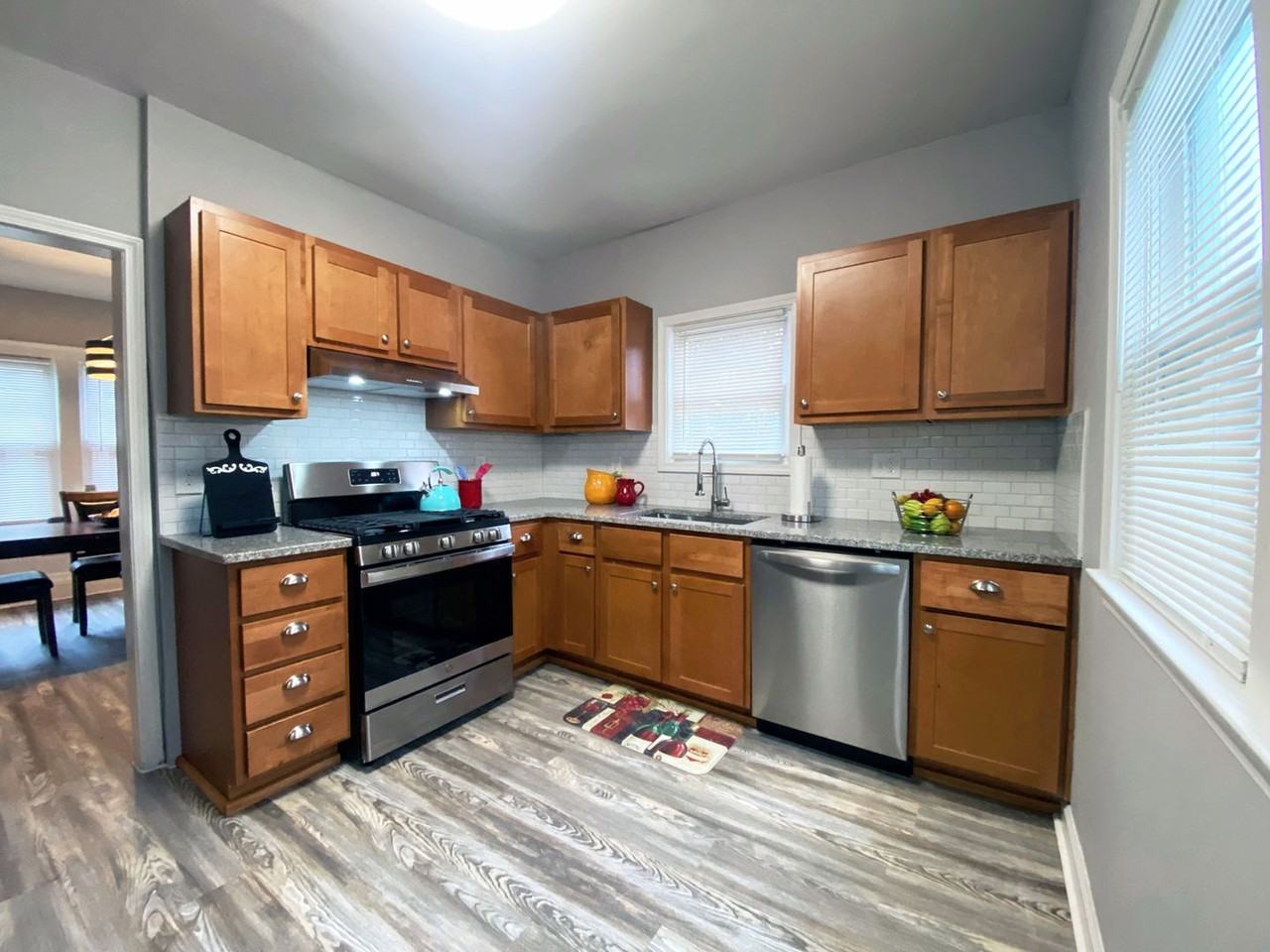 4656 Blythin Rd - Photo 5 of 11
