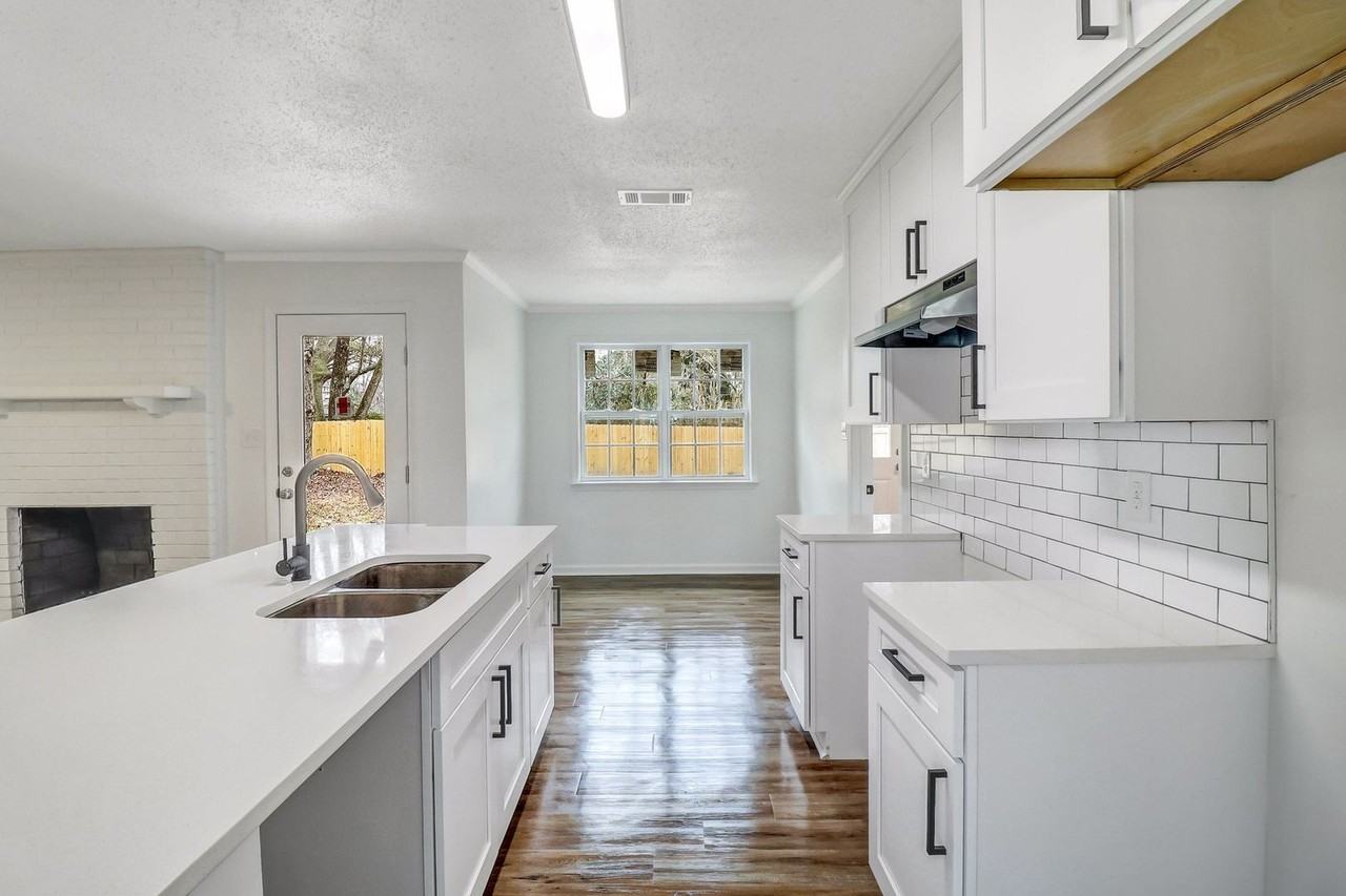 29 Beaver Run Dr - Photo 3 of 22