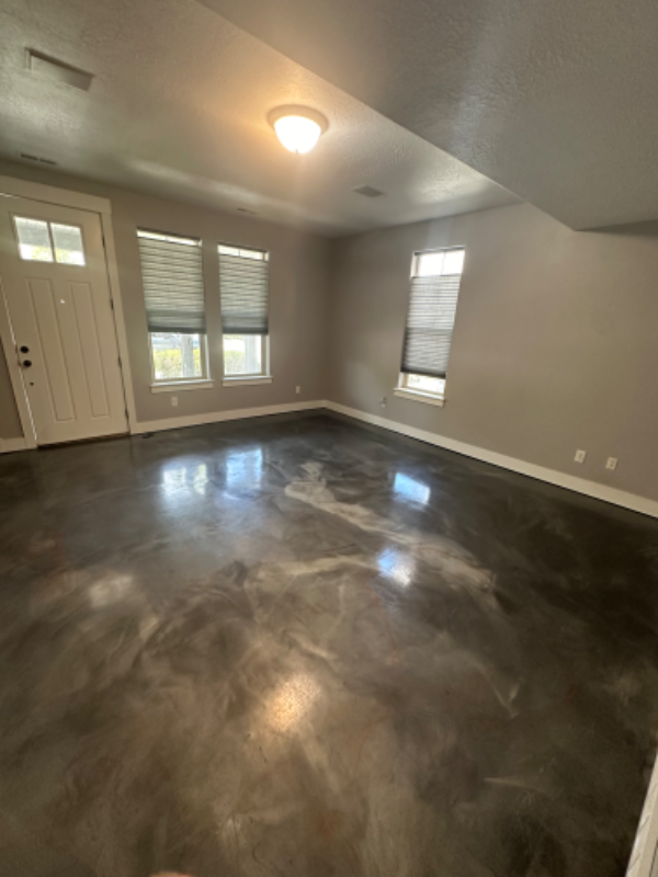 1952 Grant Ave - Photo 3 of 18