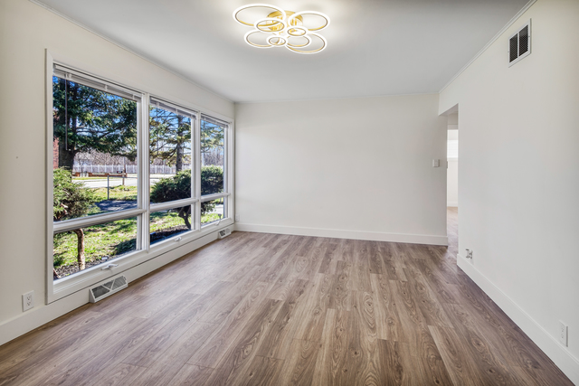 17322 Lathrop Ave - Photo 3 of 10