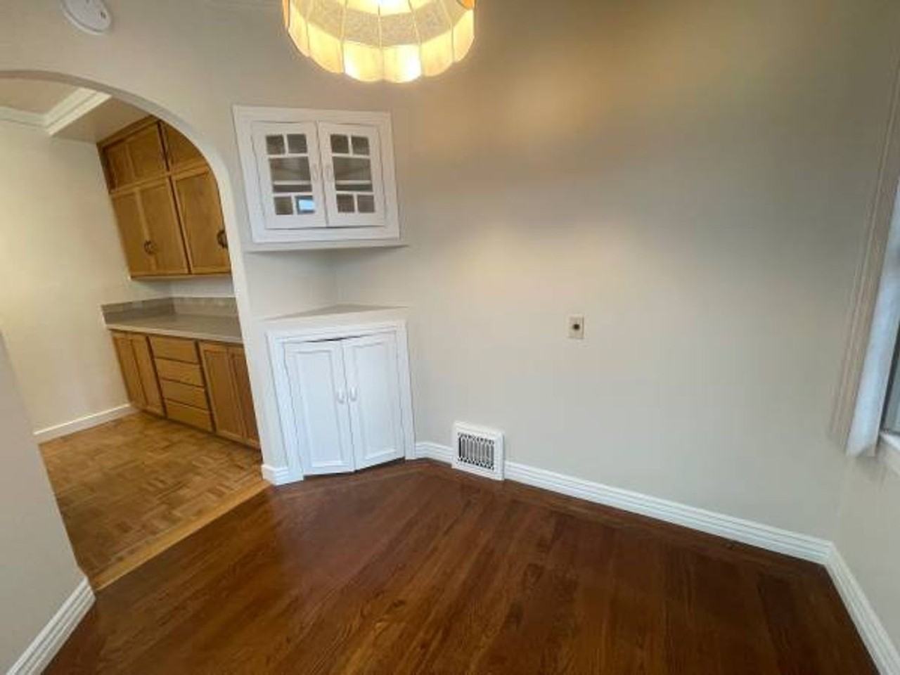 2421 Alemany Blvd - Photo 3 of 17