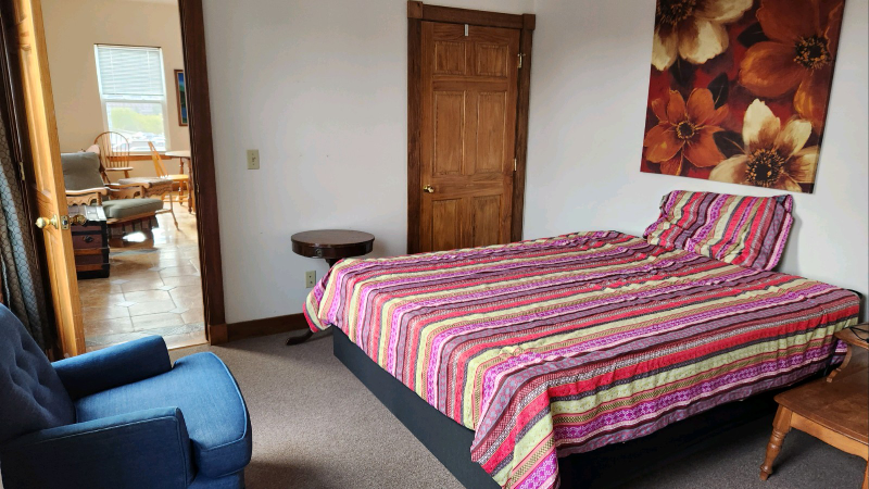 28 Bates St #2 - Photo 2 of 4