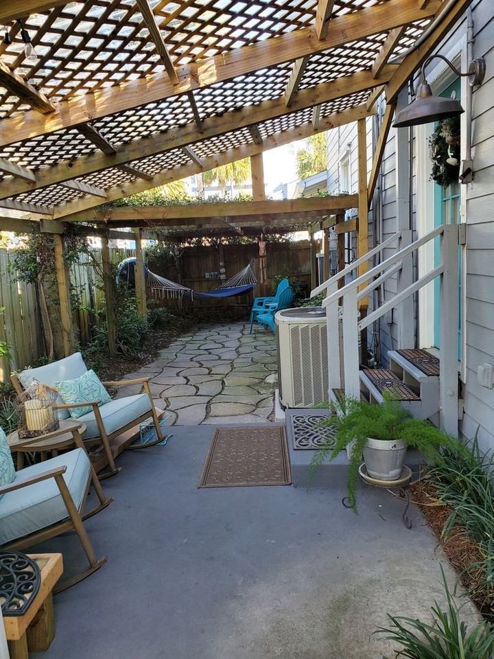 530 2nd St S #1 - Photo 3 of 14