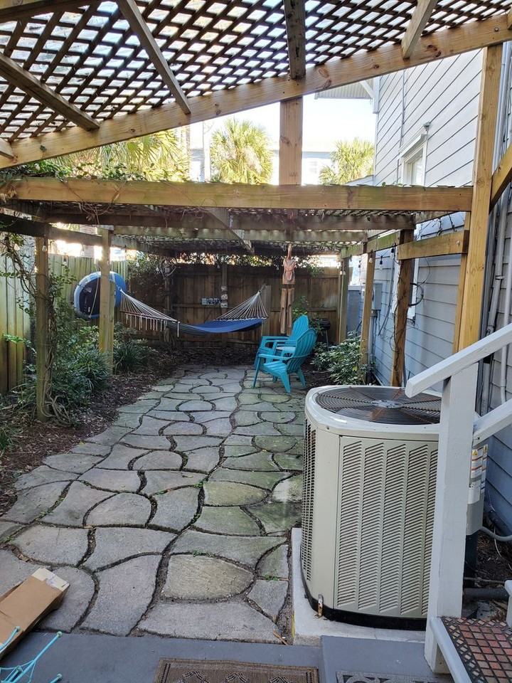 530 2nd St S #1 - Photo 4 of 14