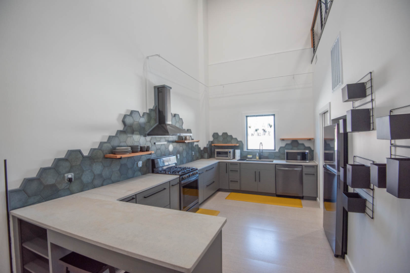 215 S Jefferson Ave #209 - Photo 4 of 17