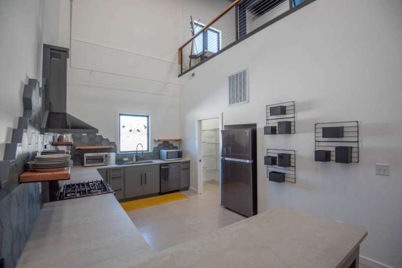 215 S Jefferson Ave #209 - Photo 5 of 17