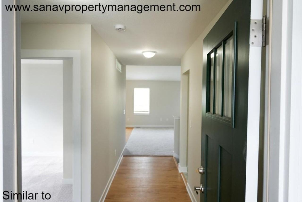 690 Se Mesa Dr - Photo 3 of 28