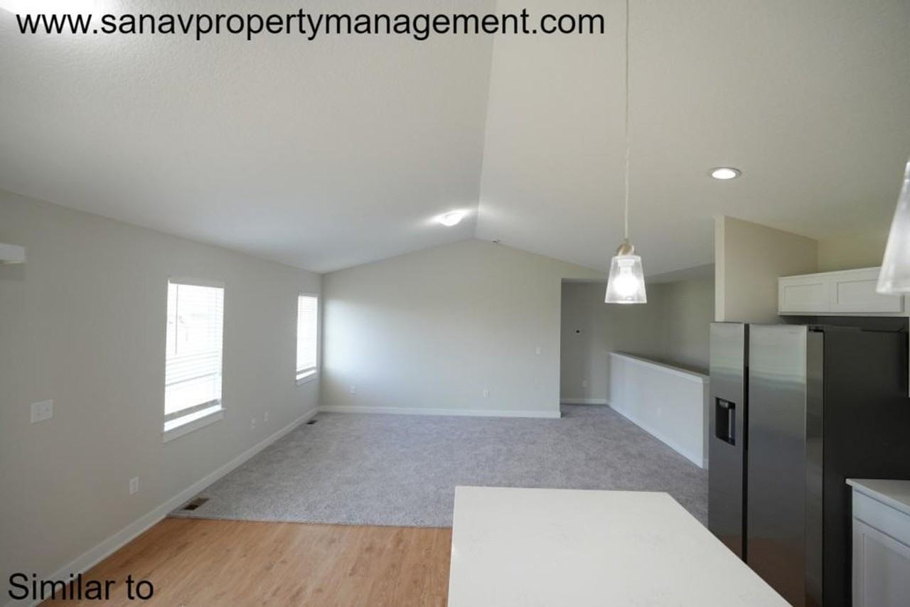 690 Se Mesa Dr - Photo 7 of 28