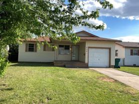 808 Se 61st St - Photo 1 of 1