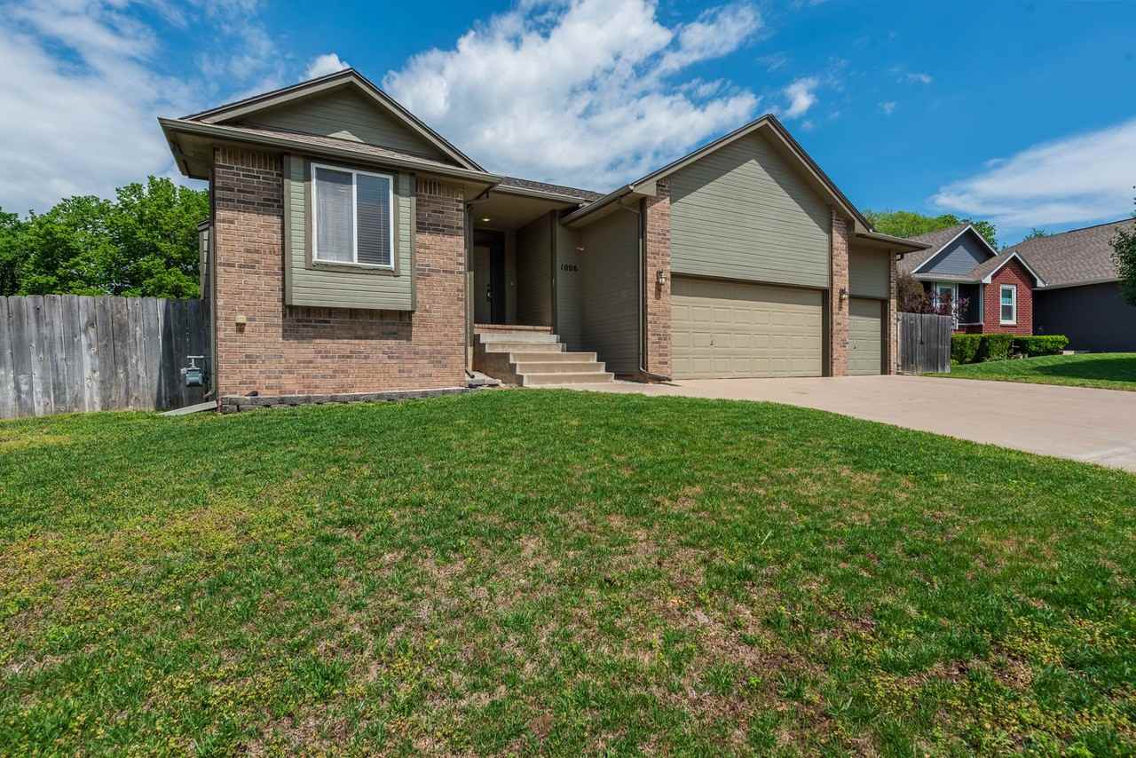 1006 E Rushwood Dr - Photo 2 of 41