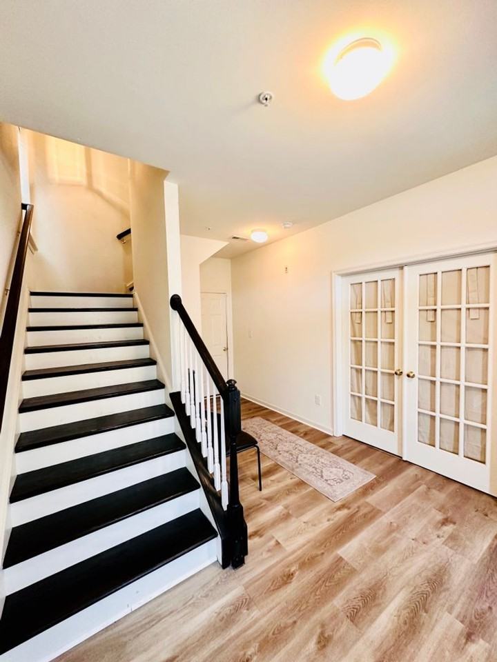 3469 Naamans Dr - Photo 3 of 30