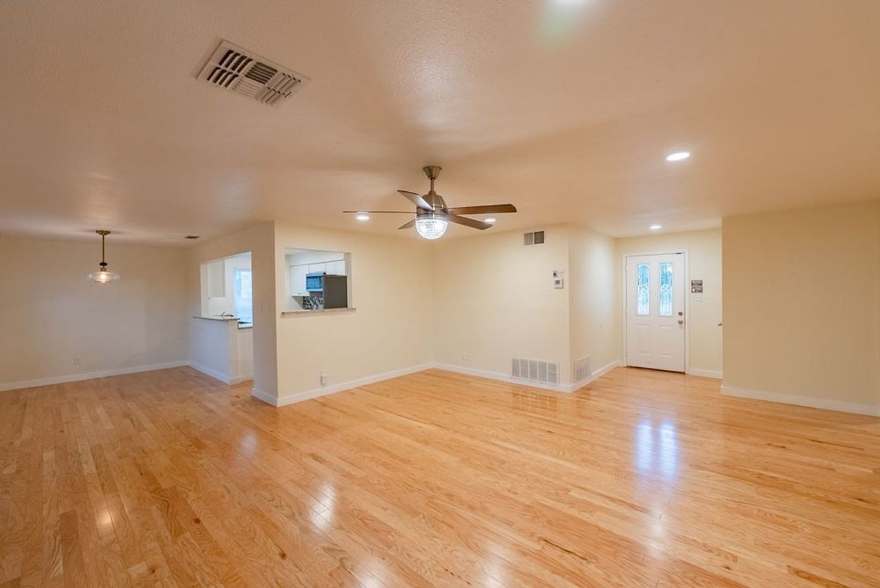 6819 Greycloud Dr - Photo 6 of 24